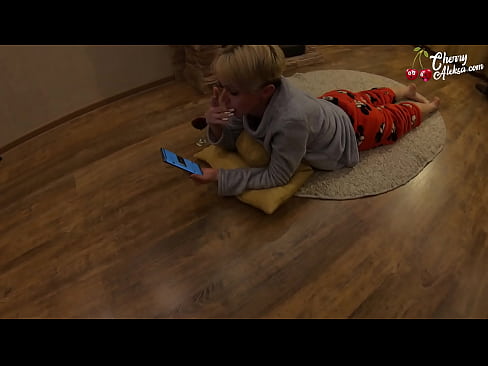 ❤️ Crazy Blonde sucking dick ollmhór sucking agus preabadh ar sé - gnéas anal ❤️ Gnéas ardchaighdeáin linn